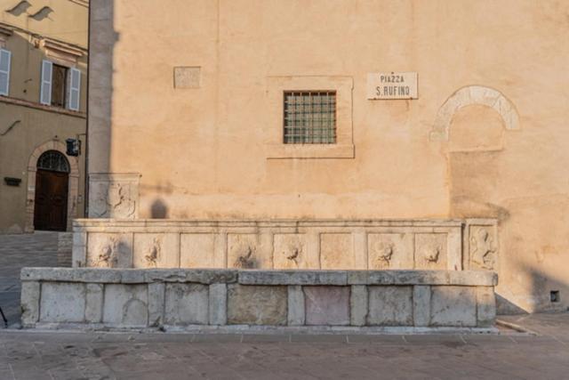 Domus Fonte Dei Leoni Bed & Breakfast Assisi Dış mekan fotoğraf